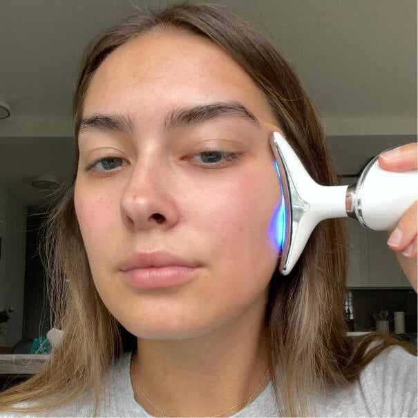 Nuvella™ – Cuidado Facial Suave Como una Nube